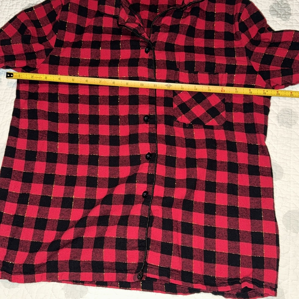 Like New Women’s Red and Black Plaid Pajama Set - Picture 3 of 9